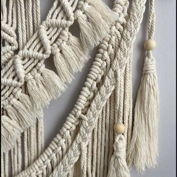 Large Macrame Wall Hanging Boho Home Decor - Picture 2 of 8